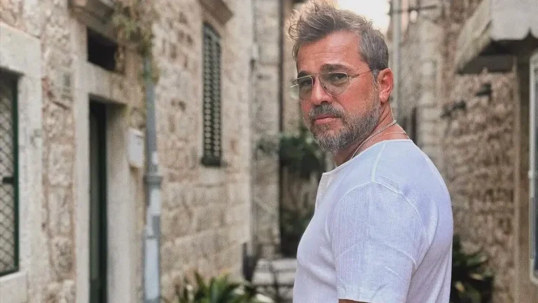 Engin Altan Düzyatan tabii dizisi Espiyonaj ile ekranlara geri dönüyor