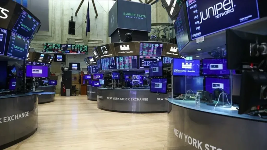 New York borsasında çip hisseleri ve tahvil baskısıyla negatif açılış