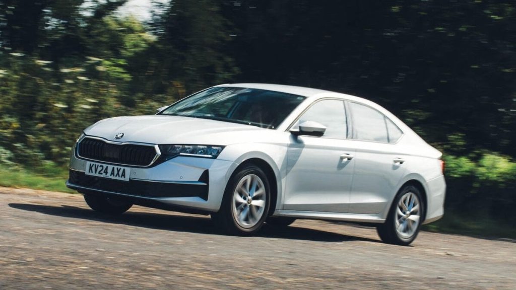 Skoda Octavia tam hibrit ve şarj edilebilir hibrit sistemlerle gelecek